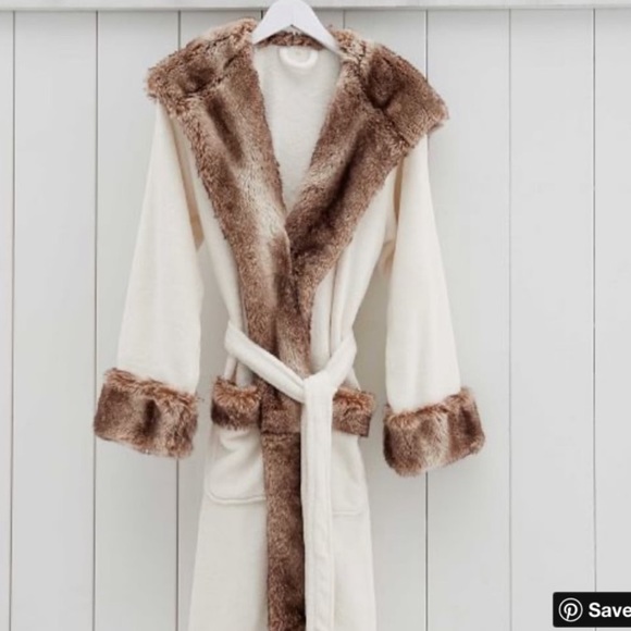 Pottery Barn Robe - Picture 2 of 2